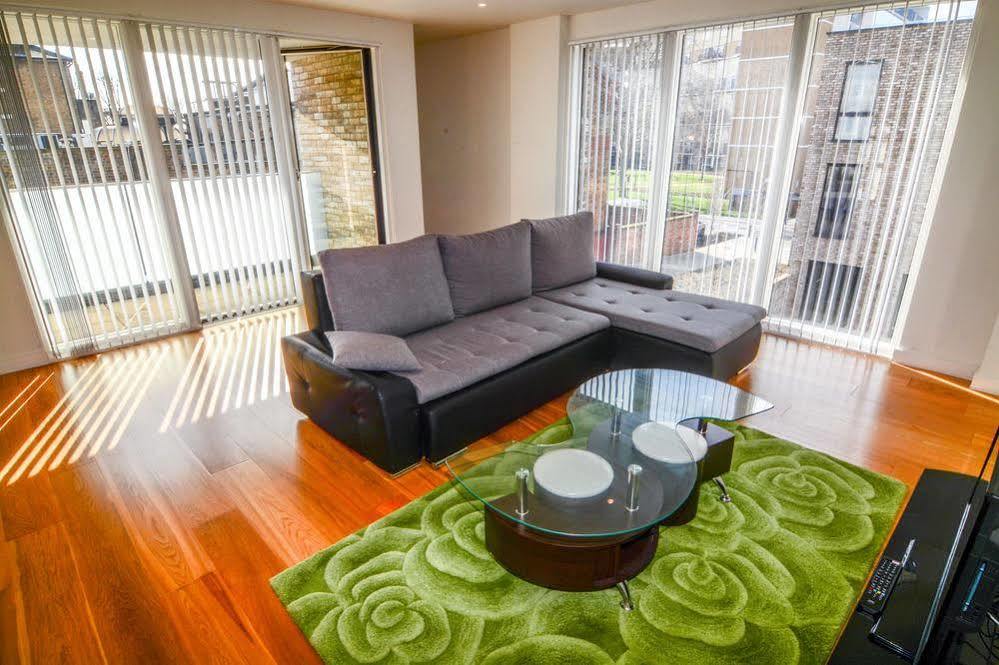 Apartment Wharf - Cambridge Av Londyn Zewnętrze zdjęcie