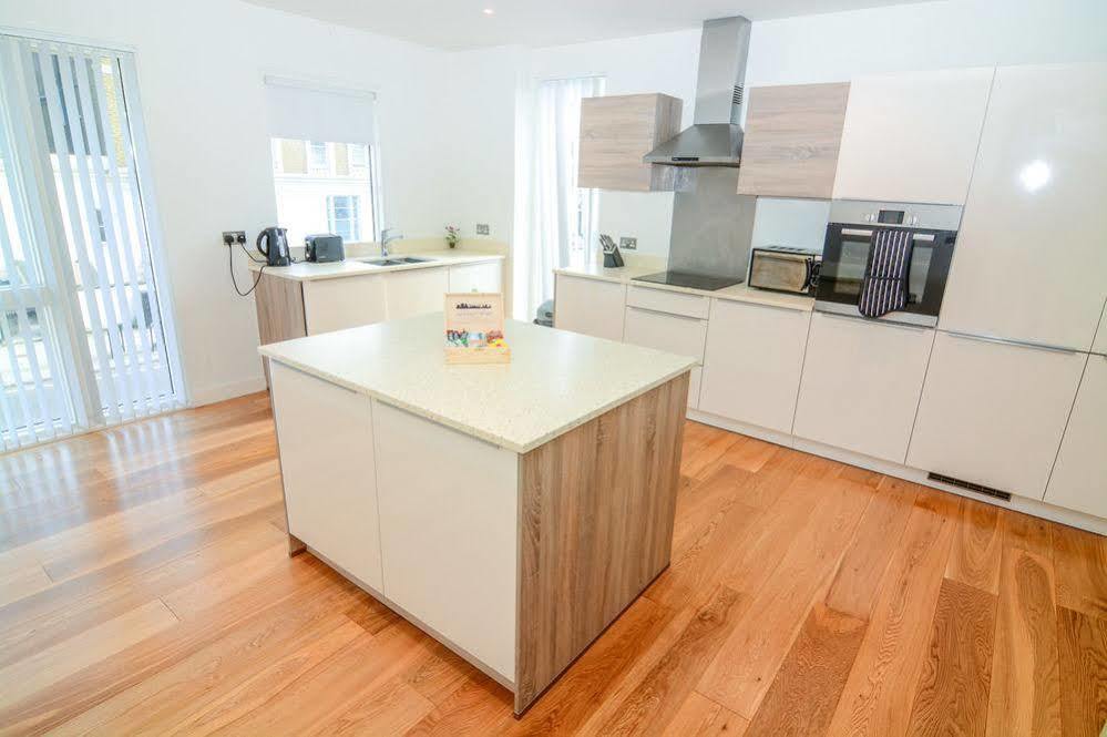 Apartment Wharf - Cambridge Av Londyn Zewnętrze zdjęcie