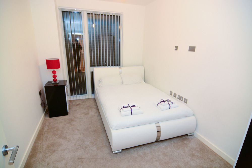Apartment Wharf - Cambridge Av Londyn Zewnętrze zdjęcie
