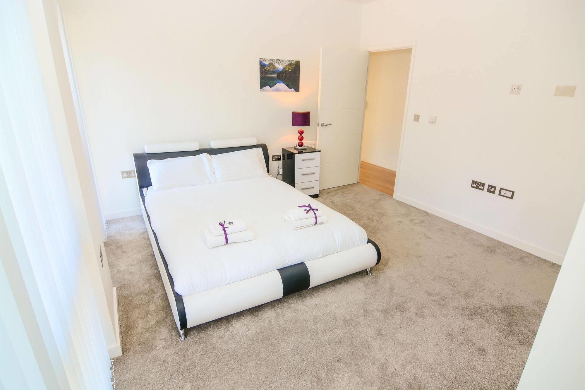 Apartment Wharf - Cambridge Av Londyn Zewnętrze zdjęcie
